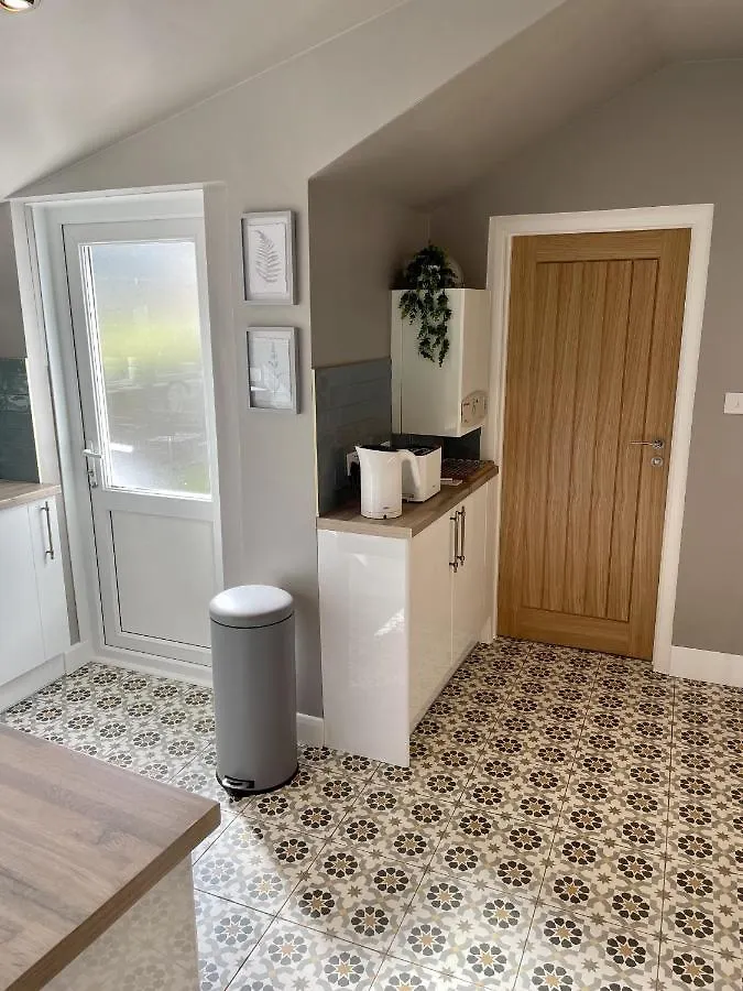 Boho Vibes Ground Floor Apartment 카디프